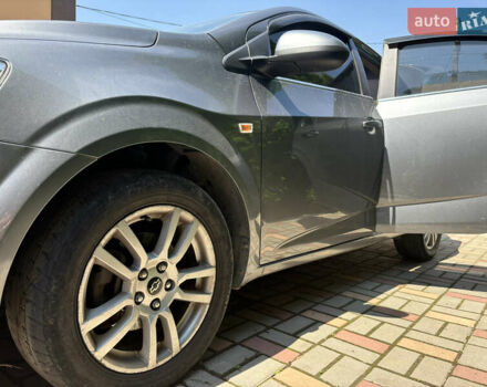 Серый Шевроле Авео, объемом двигателя 1.6 л и пробегом 124 тыс. км за 4500 $, фото 7 на Automoto.ua