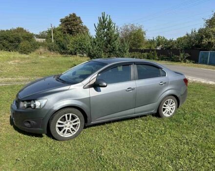 Серый Шевроле Авео, объемом двигателя 1.4 л и пробегом 196 тыс. км за 6000 $, фото 2 на Automoto.ua