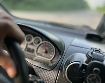 Шевроле Авео 2014 в Буче на Automoto.ua Серый Шевроле Авео, объемом двигателя 1.5 л и пробегом 200 тыс. км за 4700 $, фото 7 на Automoto.ua