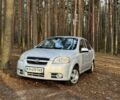 Серый Шевроле Авео, объемом двигателя 1.5 л и пробегом 176 тыс. км за 3400 $, фото 1 на Automoto.ua