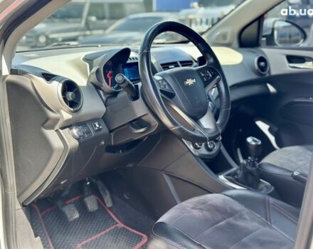 Сірий Шевроле Авео, об'ємом двигуна 1.4 л та пробігом 138 тис. км за 6500 $, фото 8 на Automoto.ua