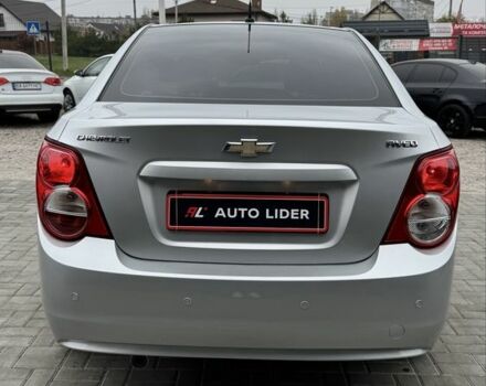 Сірий Шевроле Авео, об'ємом двигуна 1.4 л та пробігом 163 тис. км за 7500 $, фото 4 на Automoto.ua