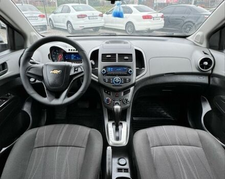 Сірий Шевроле Авео, об'ємом двигуна 1.4 л та пробігом 163 тис. км за 7500 $, фото 15 на Automoto.ua