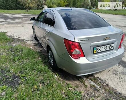 Сірий Шевроле Авео, об'ємом двигуна 1.4 л та пробігом 114 тис. км за 6400 $, фото 7 на Automoto.ua