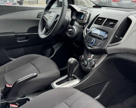 Сірий Шевроле Авео, об'ємом двигуна 1.4 л та пробігом 163 тис. км за 7500 $, фото 17 на Automoto.ua