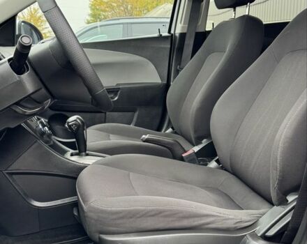 Сірий Шевроле Авео, об'ємом двигуна 1.4 л та пробігом 163 тис. км за 7500 $, фото 11 на Automoto.ua