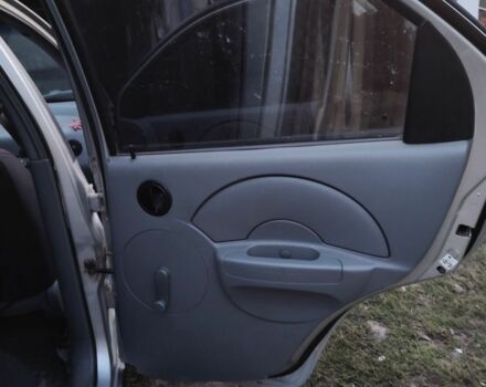 Серый Шевроле Авео, объемом двигателя 0 л и пробегом 250 тыс. км за 2300 $, фото 5 на Automoto.ua