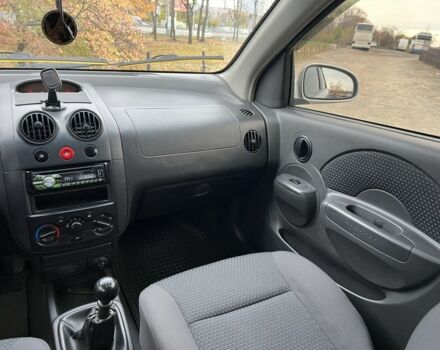 Серый Шевроле Авео, объемом двигателя 1.5 л и пробегом 143 тыс. км за 2990 $, фото 6 на Automoto.ua