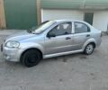 Серый Шевроле Авео, объемом двигателя 1.5 л и пробегом 240 тыс. км за 2600 $, фото 1 на Automoto.ua