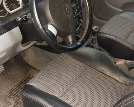 Сірий Шевроле Авео, об'ємом двигуна 1.6 л та пробігом 170 тис. км за 5900 $, фото 3 на Automoto.ua