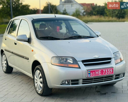 Серый Шевроле Авео, объемом двигателя 1.6 л и пробегом 161 тыс. км за 4499 $, фото 1 на Automoto.ua