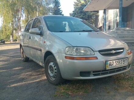 Шевроле Авео 2004 в Изюме на Automoto.ua Серый Шевроле Авео, объемом двигателя 1.5 л и пробегом 240 тыс. км за 1450 $, фото 1 на Automoto.ua