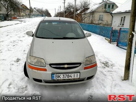 Сірий Шевроле Авео, об'ємом двигуна 1.5 л та пробігом 268 тис. км за 2450 $, фото 1 на Automoto.ua