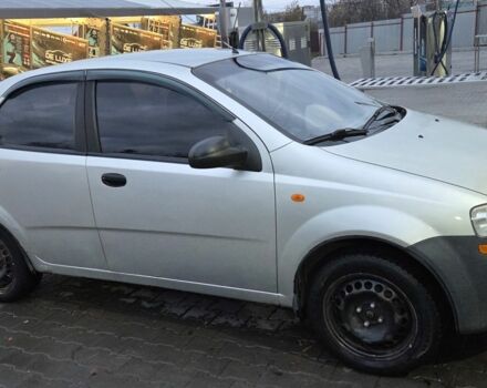 Серый Шевроле Авео, объемом двигателя 1.5 л и пробегом 260 тыс. км за 2200 $, фото 1 на Automoto.ua