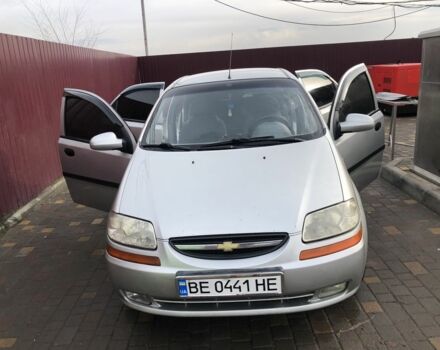 Сірий Шевроле Авео, об'ємом двигуна 1.5 л та пробігом 250 тис. км за 3350 $, фото 1 на Automoto.ua