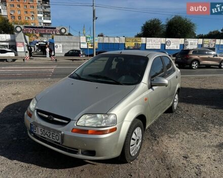 Серый Шевроле Авео, объемом двигателя 1.5 л и пробегом 275 тыс. км за 2600 $, фото 1 на Automoto.ua