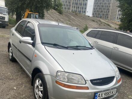 Шевроле Авео 2004 у Кагарлыке на Automoto.ua Сірий Шевроле Авео, об'ємом двигуна 1.5 л та пробігом 160 тис. км за 2000 $, фото 1 на Automoto.ua