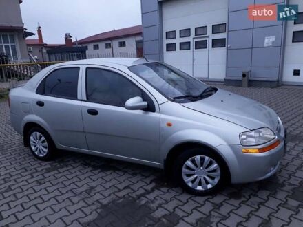 Шевроле Авео 2004 в Черновцах на Automoto.ua Серый Шевроле Авео, объемом двигателя 1.5 л и пробегом 232 тыс. км за 2900 $, фото 1 на Automoto.ua