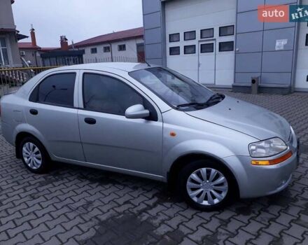 Серый Шевроле Авео, объемом двигателя 1.5 л и пробегом 232 тыс. км за 2900 $, фото 1 на Automoto.ua