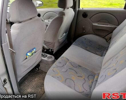 Сірий Шевроле Авео, об'ємом двигуна 1.5 л та пробігом 202 тис. км за 2500 $, фото 1 на Automoto.ua