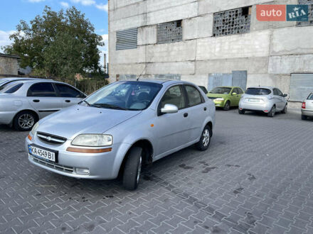 Серый Шевроле Авео, объемом двигателя 1.5 л и пробегом 300 тыс. км за 1800 $, фото 1 на Automoto.ua