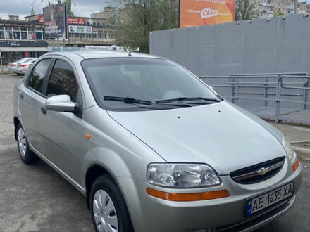 Серый Шевроле Авео, объемом двигателя 1.5 л и пробегом 135 тыс. км за 2900 $, фото 1 на Automoto.ua
