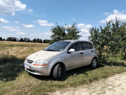 Серый Шевроле Авео, объемом двигателя 1.5 л и пробегом 240 тыс. км за 3100 $, фото 1 на Automoto.ua