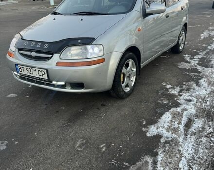 Серый Шевроле Авео, объемом двигателя 1.5 л и пробегом 243 тыс. км за 3299 $, фото 1 на Automoto.ua