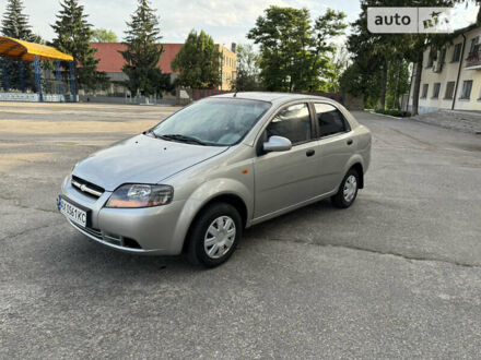 Сірий Шевроле Авео, об'ємом двигуна 1.5 л та пробігом 200 тис. км за 2150 $, фото 1 на Automoto.ua