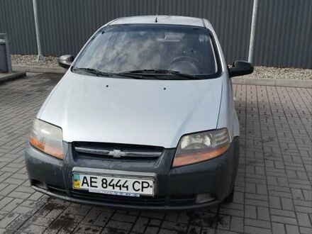 Шевроле Авео 2005 в Днепре (Днепропетровске) на Automoto.ua Серый Шевроле Авео, объемом двигателя 0 л и пробегом 165 тыс. км за 2400 $, фото 1 на Automoto.ua