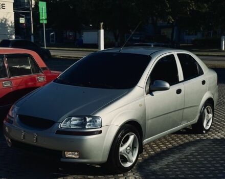 Сірий Шевроле Авео, об'ємом двигуна 1.5 л та пробігом 80 тис. км за 3250 $, фото 1 на Automoto.ua