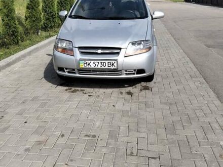 Сірий Шевроле Авео, об'ємом двигуна 1.5 л та пробігом 29 тис. км за 1600 $, фото 1 на Automoto.ua