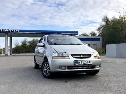 Шевроле Авео 2005 у Александрие на Automoto.ua Сірий Шевроле Авео, об'ємом двигуна 1.5 л та пробігом 240 тис. км за 2300 $, фото 1 на Automoto.ua