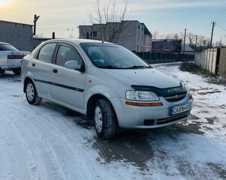 Сірий Шевроле Авео, об'ємом двигуна 1.5 л та пробігом 250 тис. км за 2700 $, фото 1 на Automoto.ua