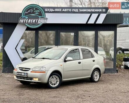 Сірий Шевроле Авео, об'ємом двигуна 1.5 л та пробігом 229 тис. км за 3800 $, фото 1 на Automoto.ua