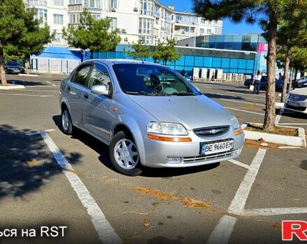 Сірий Шевроле Авео, об'ємом двигуна 1.5 л та пробігом 190 тис. км за 3200 $, фото 1 на Automoto.ua