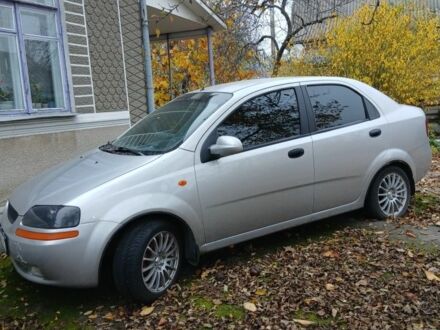 Серый Шевроле Авео, объемом двигателя 0 л и пробегом 290 тыс. км за 2900 $, фото 1 на Automoto.ua