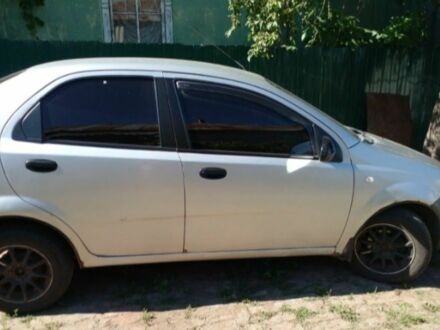 Серый Шевроле Авео, объемом двигателя 1.5 л и пробегом 2 тыс. км за 2500 $, фото 1 на Automoto.ua