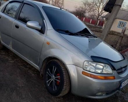 Серый Шевроле Авео, объемом двигателя 1.5 л и пробегом 259 тыс. км за 2150 $, фото 1 на Automoto.ua