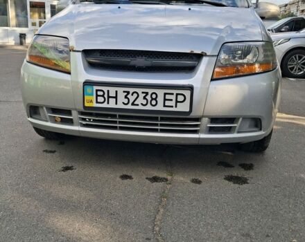 Серый Шевроле Авео, объемом двигателя 1.5 л и пробегом 299 тыс. км за 2200 $, фото 1 на Automoto.ua