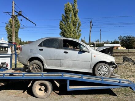 Сірий Шевроле Авео, об'ємом двигуна 1.5 л та пробігом 142 тис. км за 500 $, фото 1 на Automoto.ua