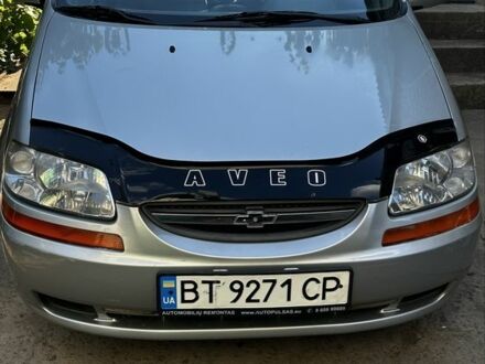 Серый Шевроле Авео, объемом двигателя 1.5 л и пробегом 250 тыс. км за 2840 $, фото 1 на Automoto.ua
