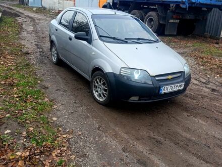Сірий Шевроле Авео, об'ємом двигуна 1.5 л та пробігом 200 тис. км за 2350 $, фото 1 на Automoto.ua