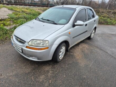 Серый Шевроле Авео, объемом двигателя 1.5 л и пробегом 266 тыс. км за 2100 $, фото 1 на Automoto.ua
