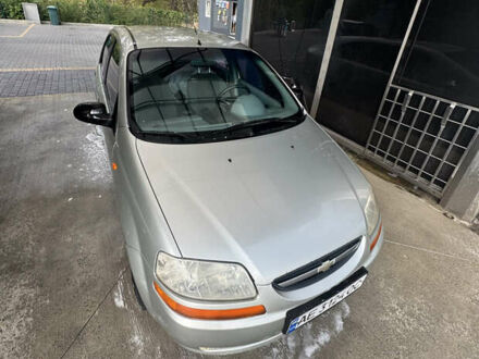 Сірий Шевроле Авео, об'ємом двигуна 1.5 л та пробігом 179 тис. км за 2999 $, фото 1 на Automoto.ua