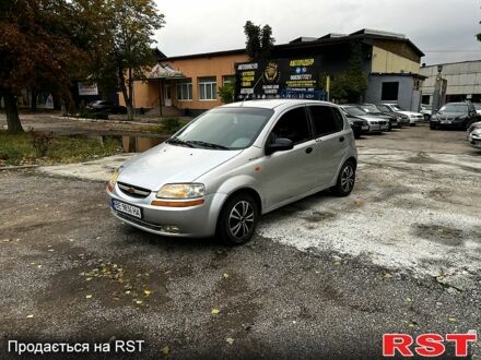 Шевроле Авео 2005 в Вознесенске на Automoto.ua Серый Шевроле Авео, объемом двигателя 1.5 л и пробегом 189 тыс. км за 2500 $, фото 1 на Automoto.ua