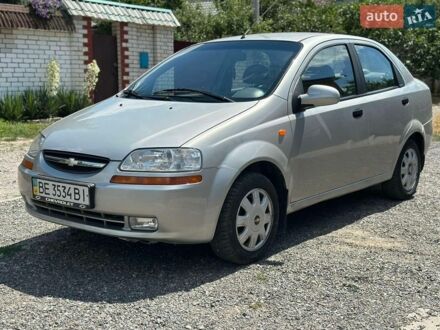 Серый Шевроле Авео, объемом двигателя 1.5 л и пробегом 182 тыс. км за 3850 $, фото 1 на Automoto.ua