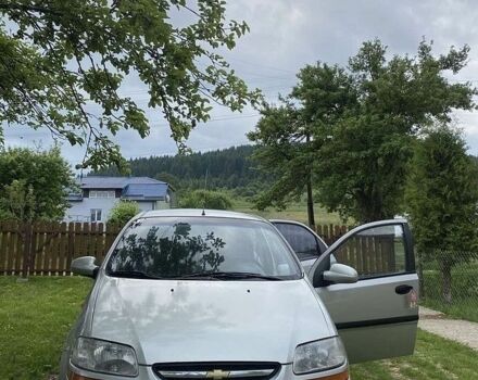 Серый Шевроле Авео, объемом двигателя 1.5 л и пробегом 350 тыс. км за 2094 $, фото 1 на Automoto.ua