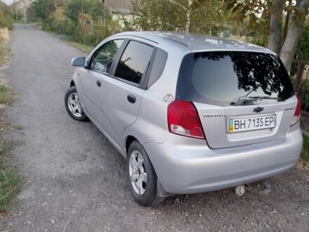Сірий Шевроле Авео, об'ємом двигуна 1.5 л та пробігом 500 тис. км за 2200 $, фото 1 на Automoto.ua