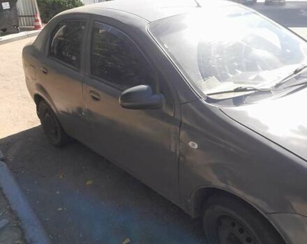 Серый Шевроле Авео, объемом двигателя 1.5 л и пробегом 274 тыс. км за 1700 $, фото 1 на Automoto.ua
